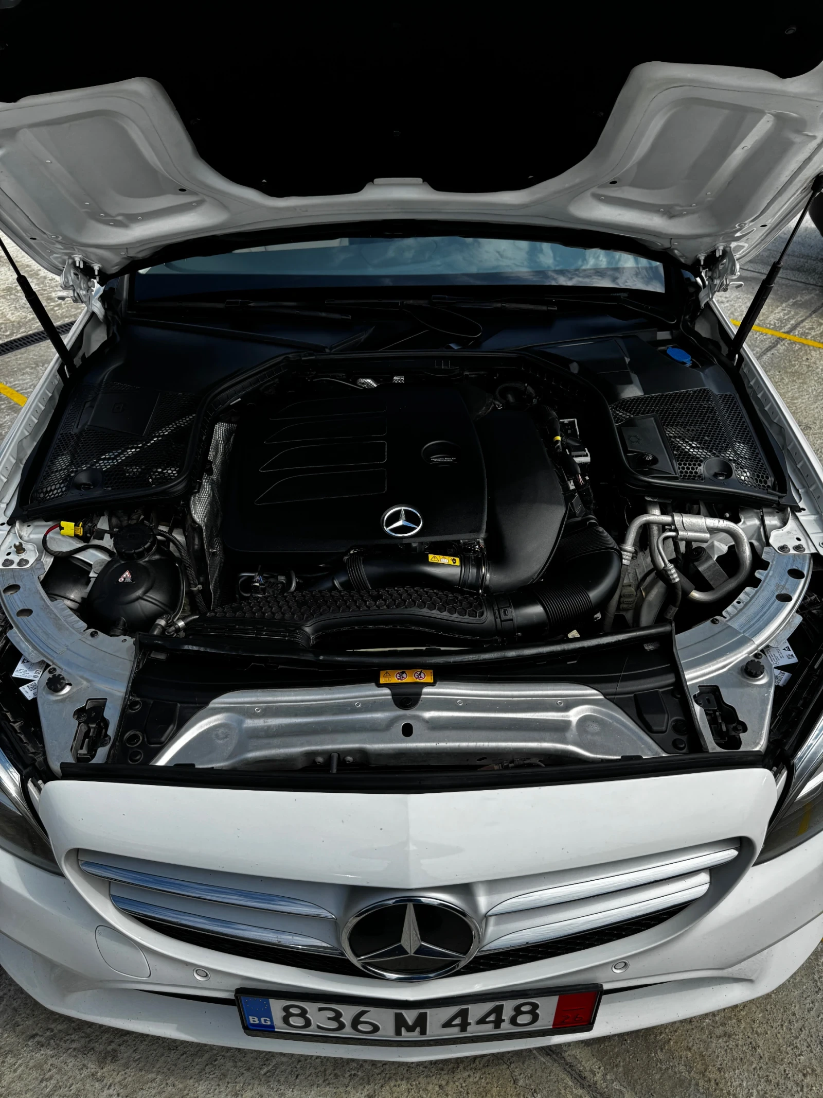 Mercedes-Benz C 300 W205 FACELIFT, снимка 7 - Автомобили и джипове - 55107215