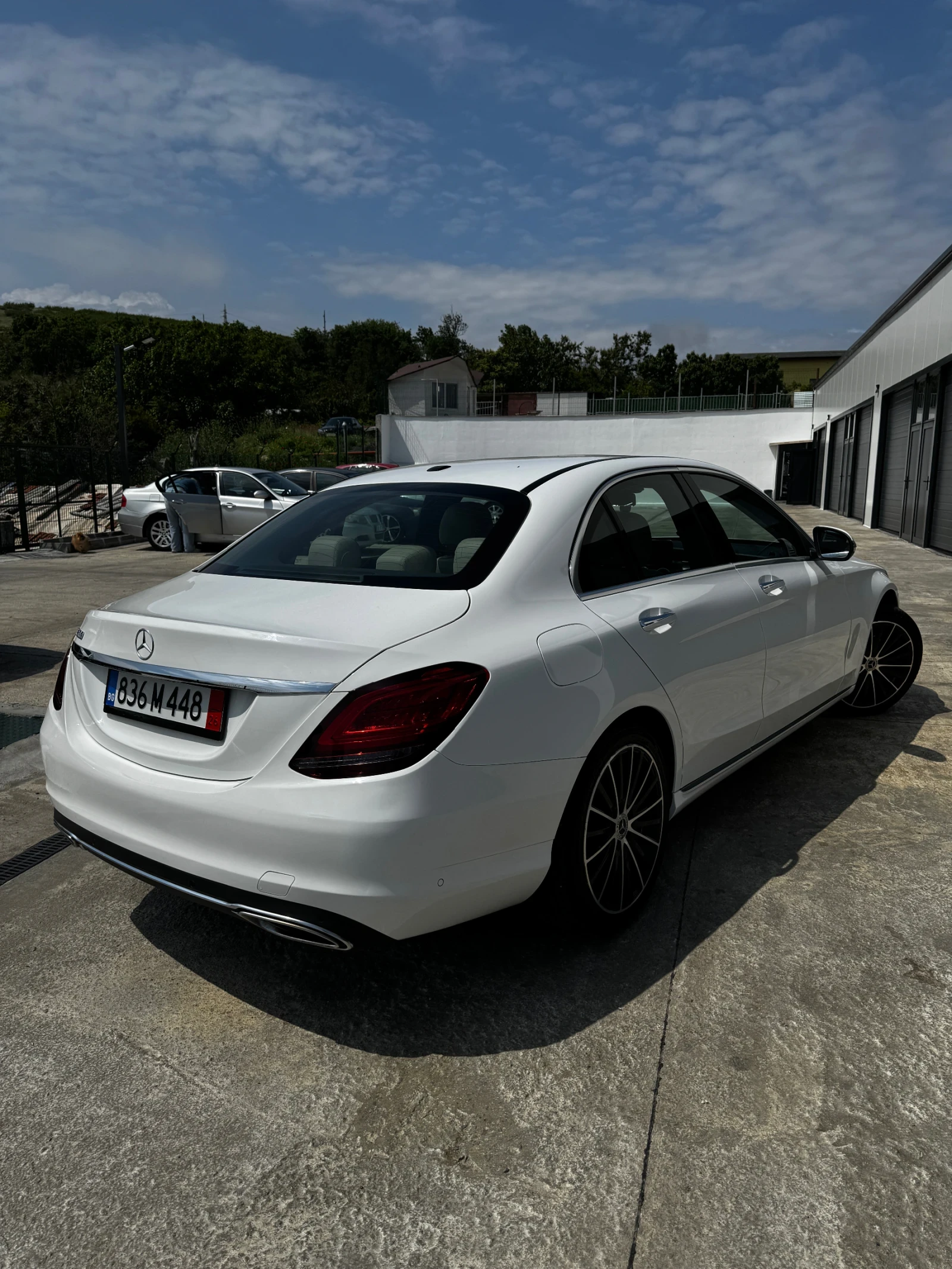 Mercedes-Benz C 300 W205 FACELIFT, снимка 4 - Автомобили и джипове - 55107215