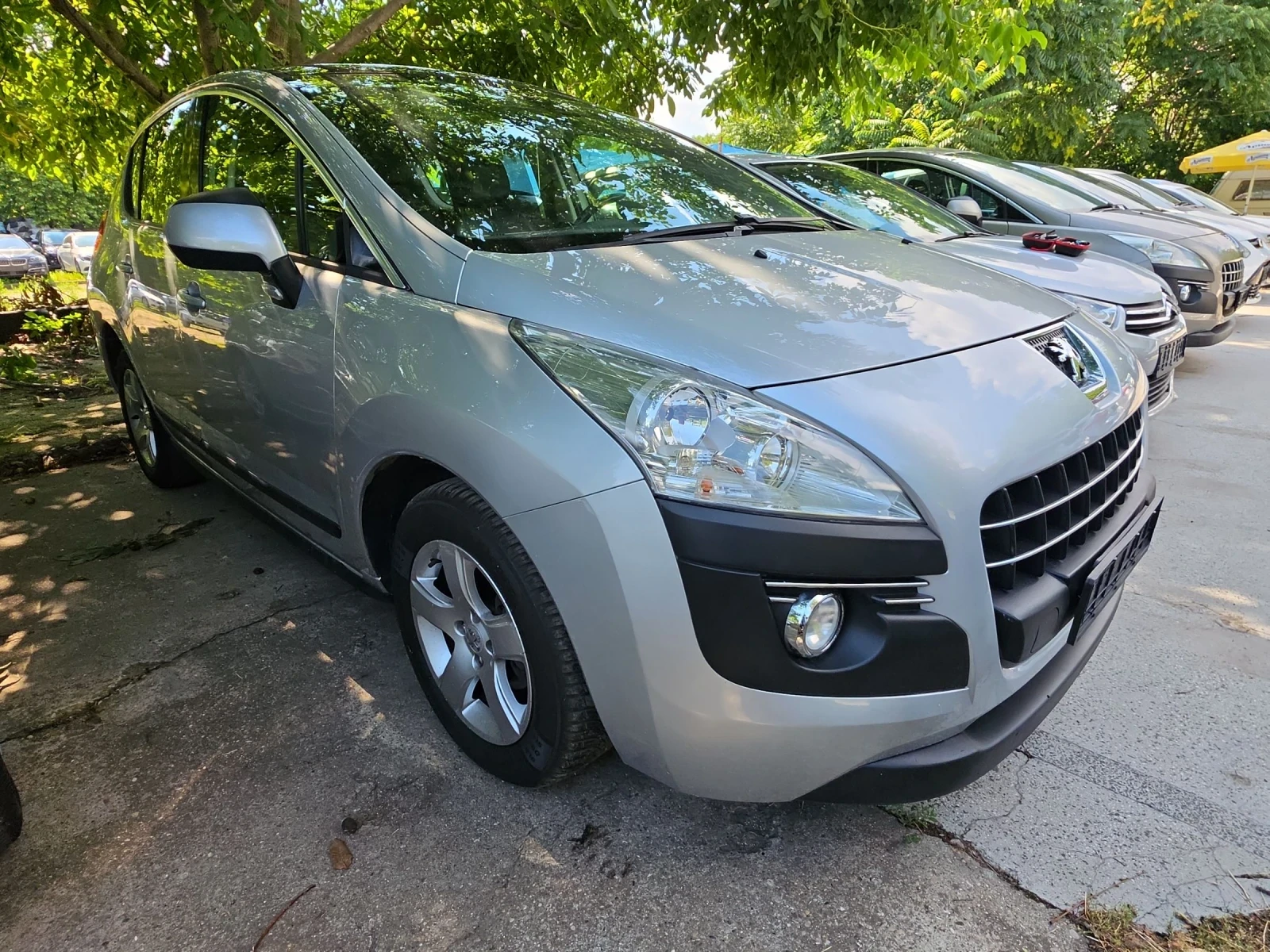 Peugeot 3008 1.6HDI 115k.c., снимка 2 - Автомобили и джипове - 55156592