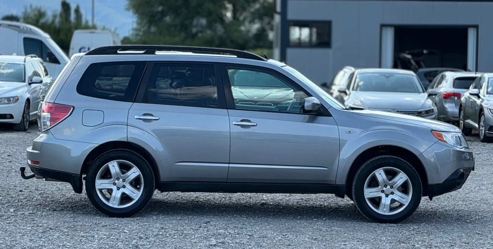Subaru Forester 2.5i 170к.с * 4х4* * Климатроник* , снимка 8 - Автомобили и джипове - 55204690