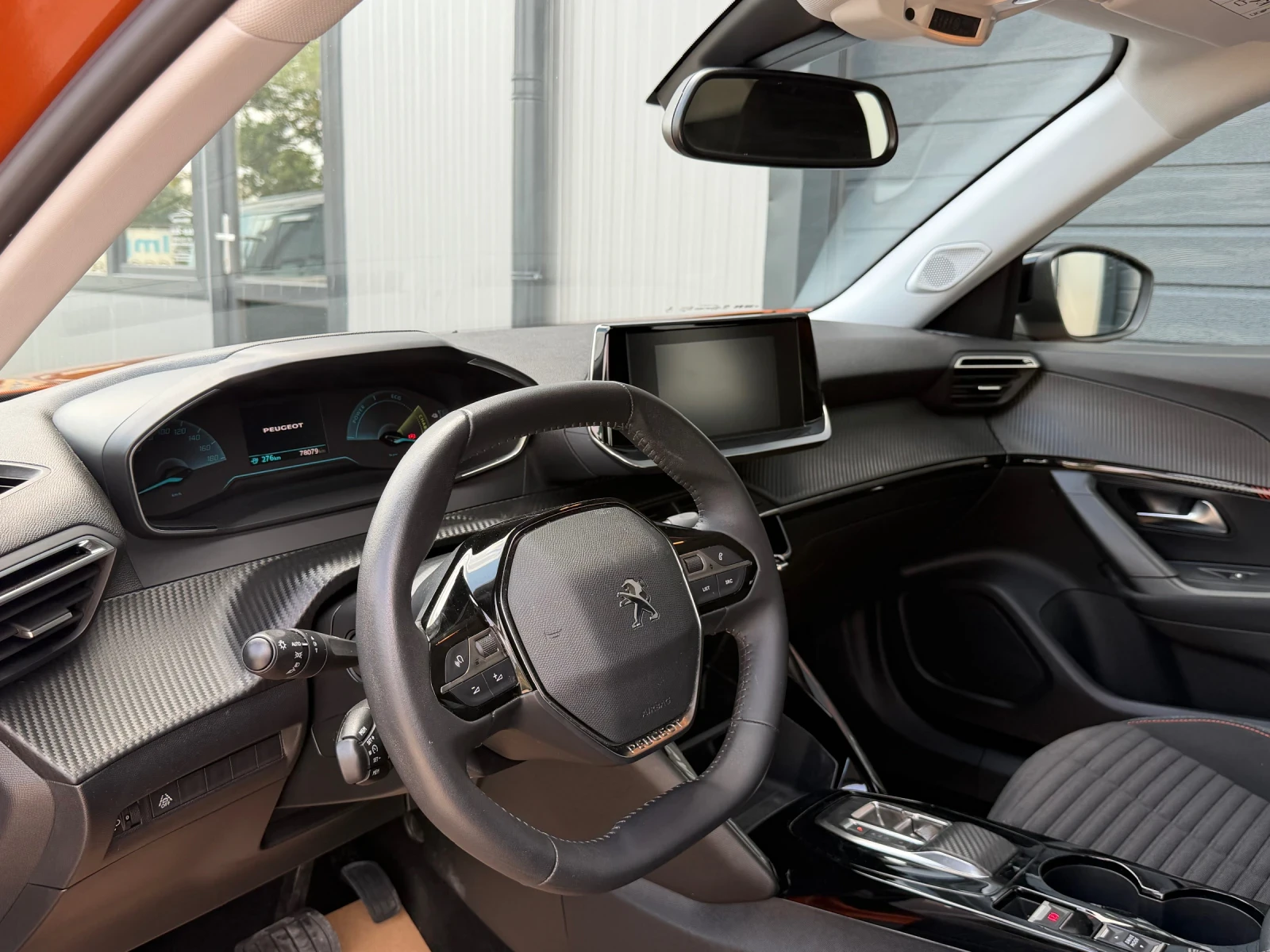 Peugeot 2008 EV 50kWh 2022 , снимка 11 - Автомобили и джипове - 55650515
