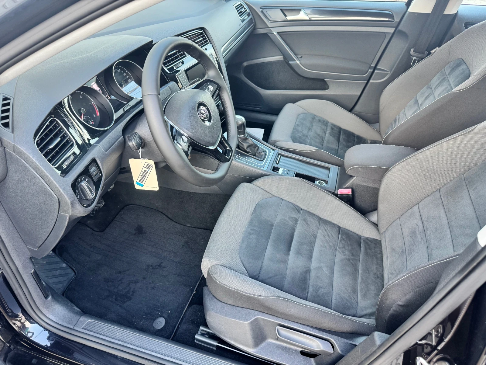 VW Golf, снимка 7 - Автомобили и джипове - 55994410