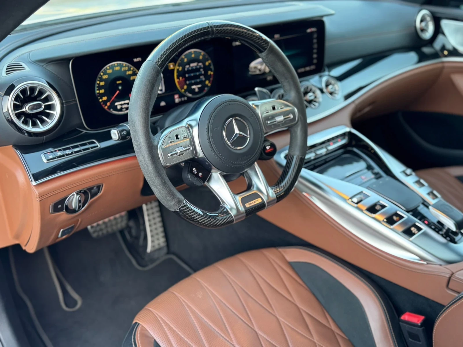 Mercedes-Benz GT Brabus 800, снимка 9 - Автомобили и джипове - 55944384