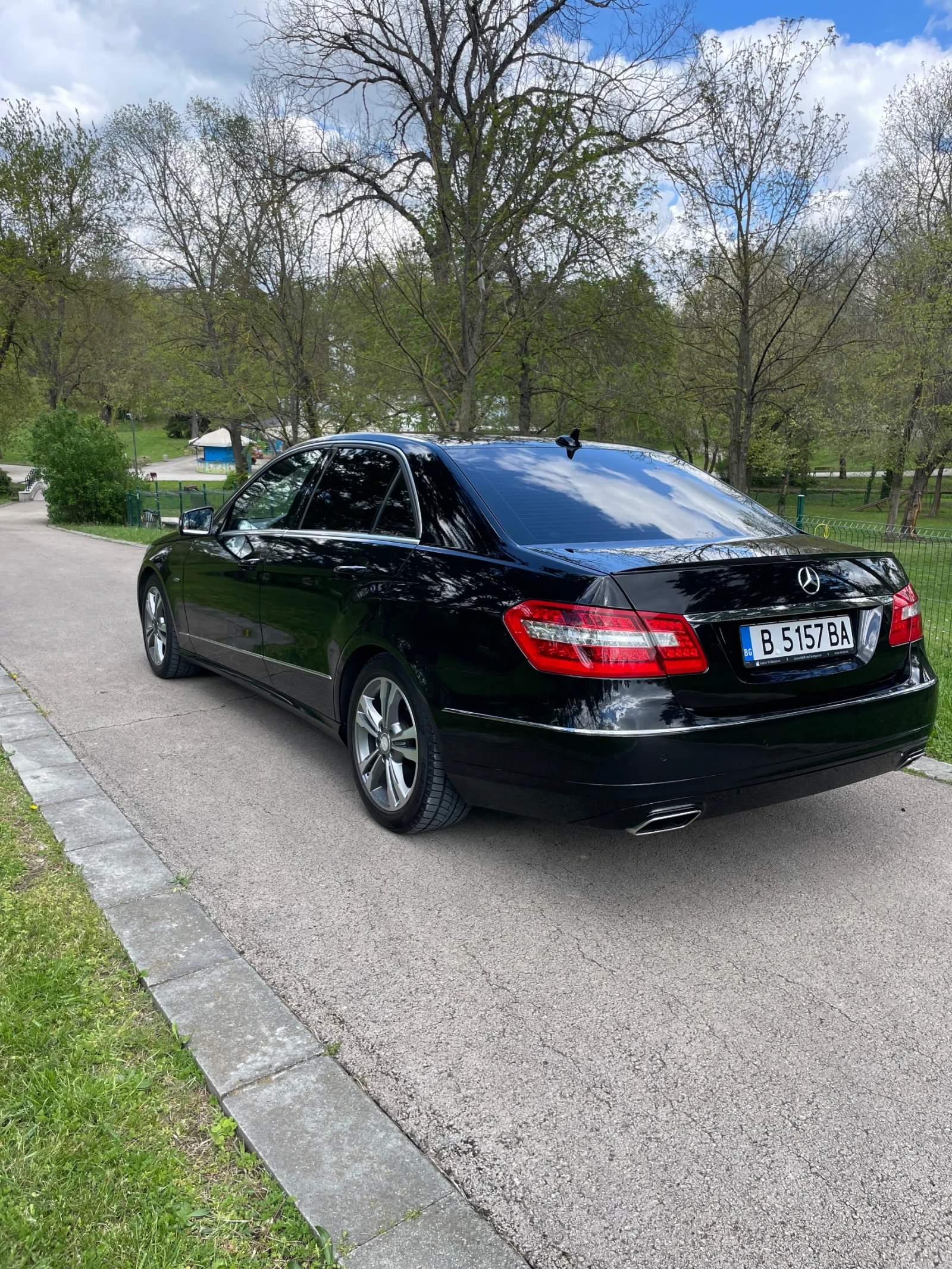 Mercedes-Benz E 350 Avantgarde , снимка 3 - Автомобили и джипове - 55947011