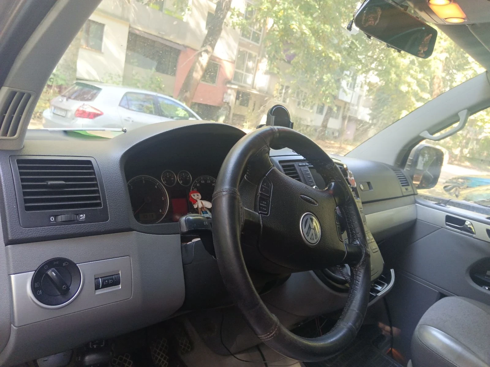 VW Multivan, снимка 7 - Автомобили и джипове - 55952799