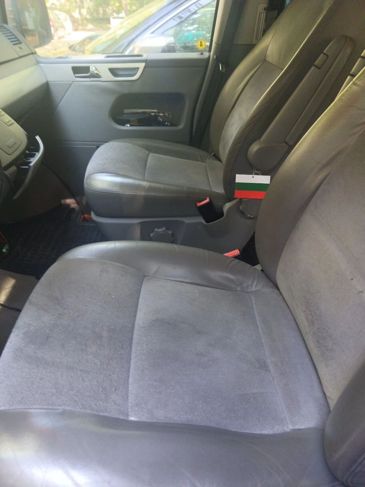 VW Multivan, снимка 6 - Автомобили и джипове - 55952799