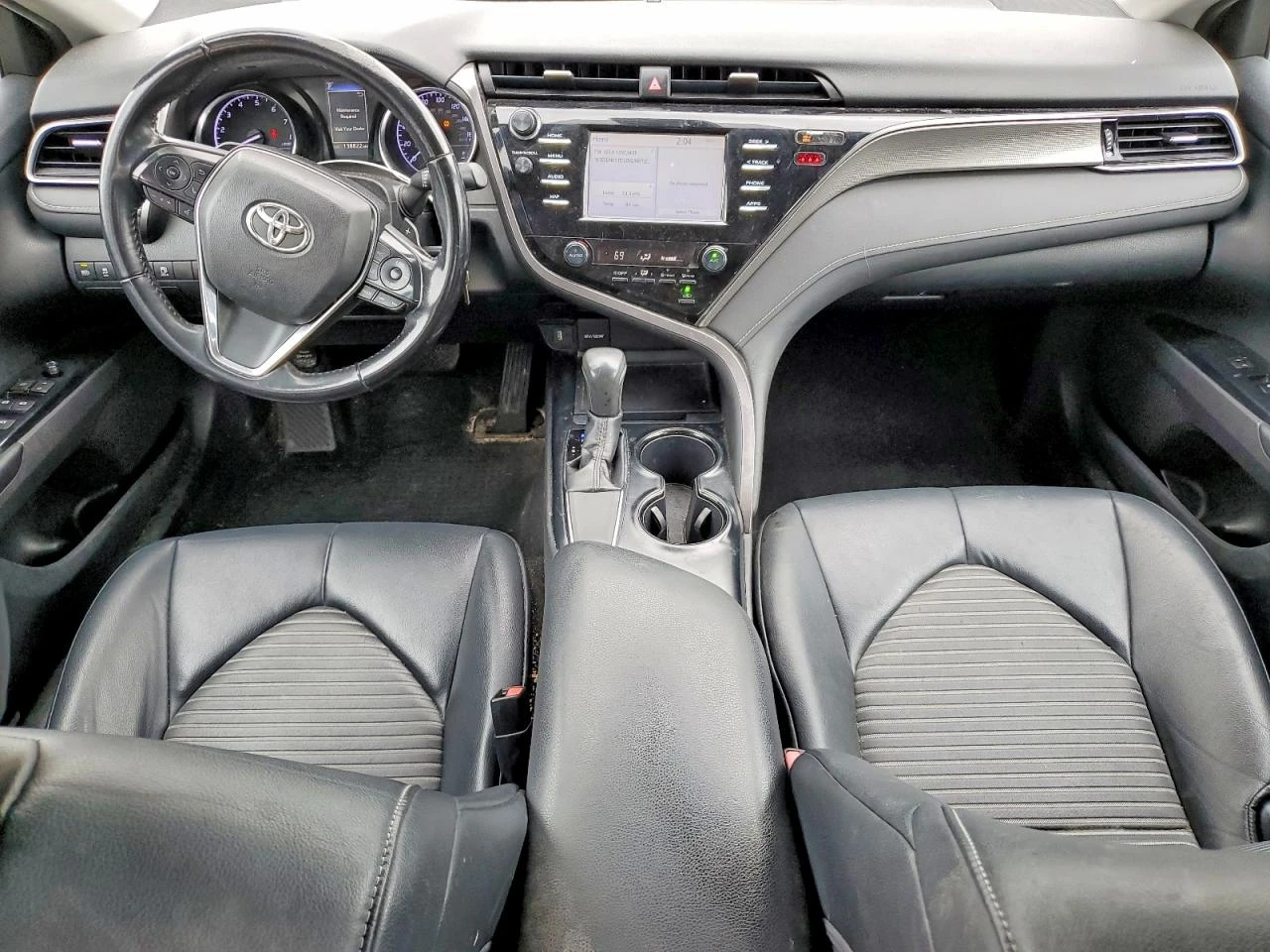 Toyota Camry 2.5l Se, снимка 8 - Автомобили и джипове - 56202871