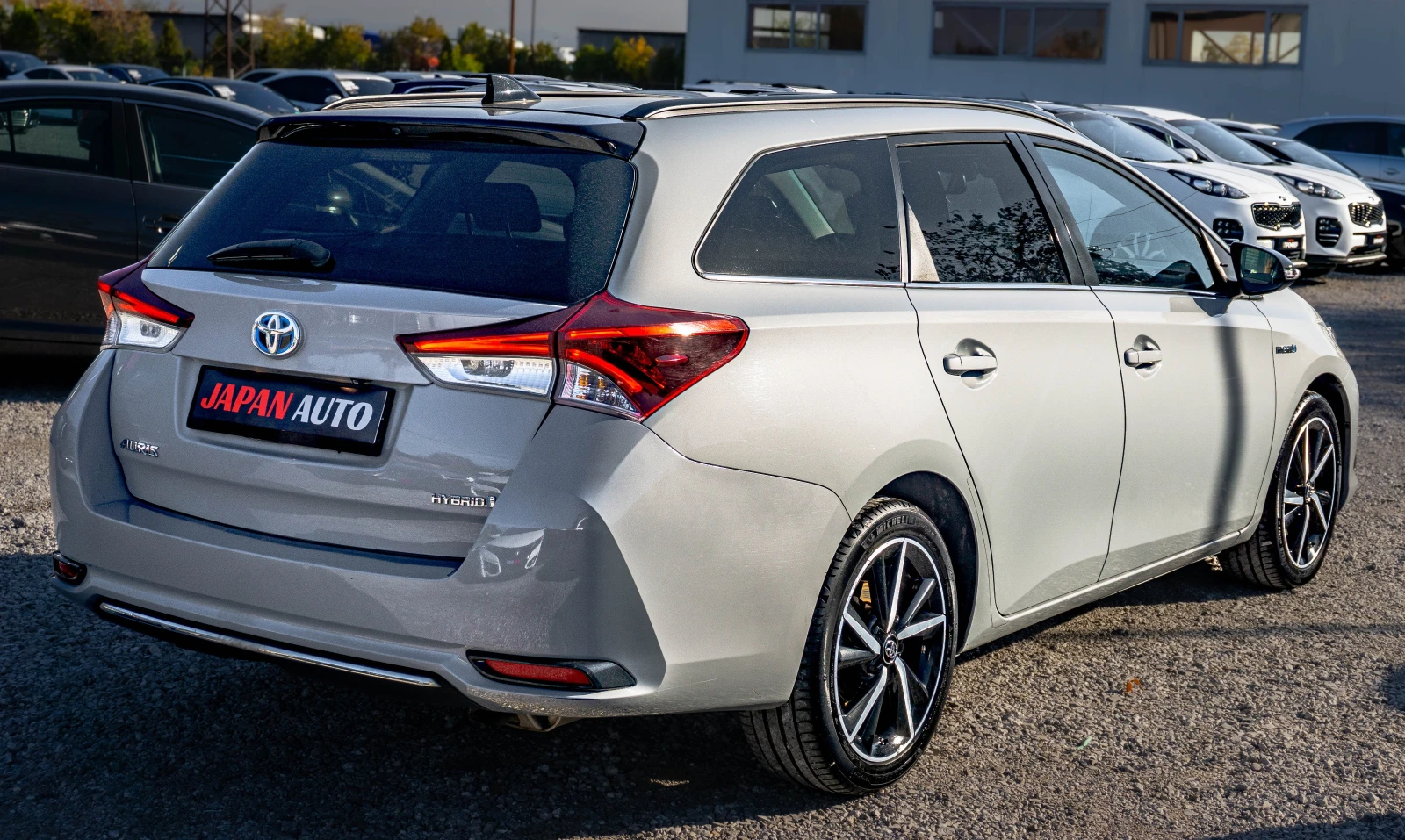 Toyota Auris 1.8 Hybrid NARDO GREY ���! � ��������!  | Mobile.bg � ����������� 4