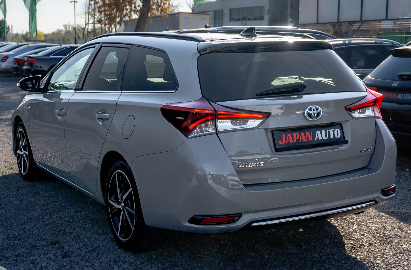 Toyota Auris 1.8 Hybrid NARDO GREY ���! � ��������!  | Mobile.bg � ����������� 6