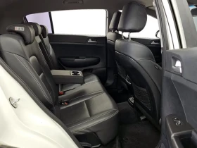 Kia Sportage 2.0 CRDi 4WD, снимка 12