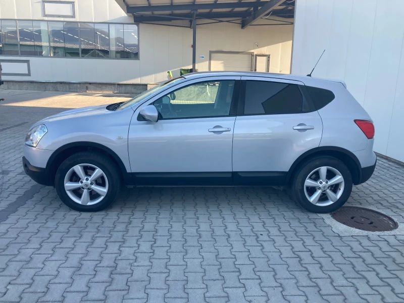 Nissan Qashqai 2DCI 4х4 AUTOMAT 150PS, снимка 3 - Автомобили и джипове - 46949384