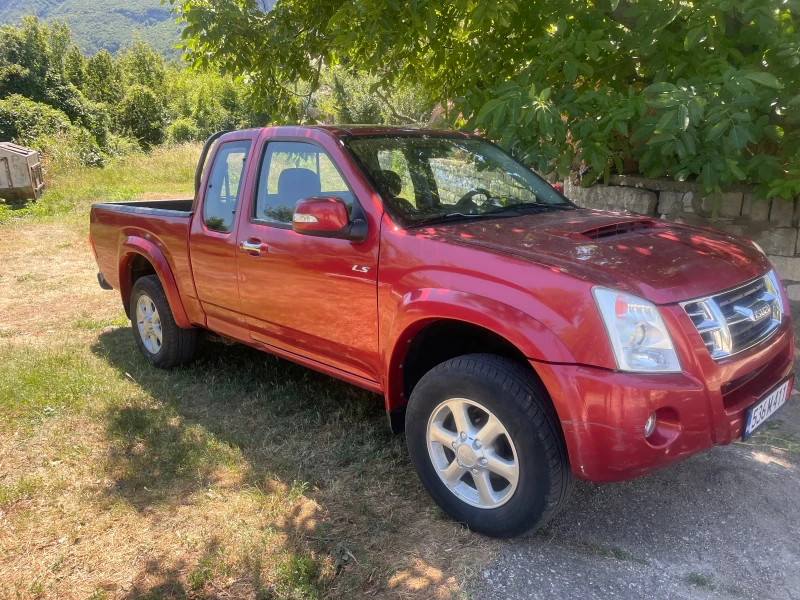 Isuzu D-max, снимка 5 - Автомобили и джипове - 49065921