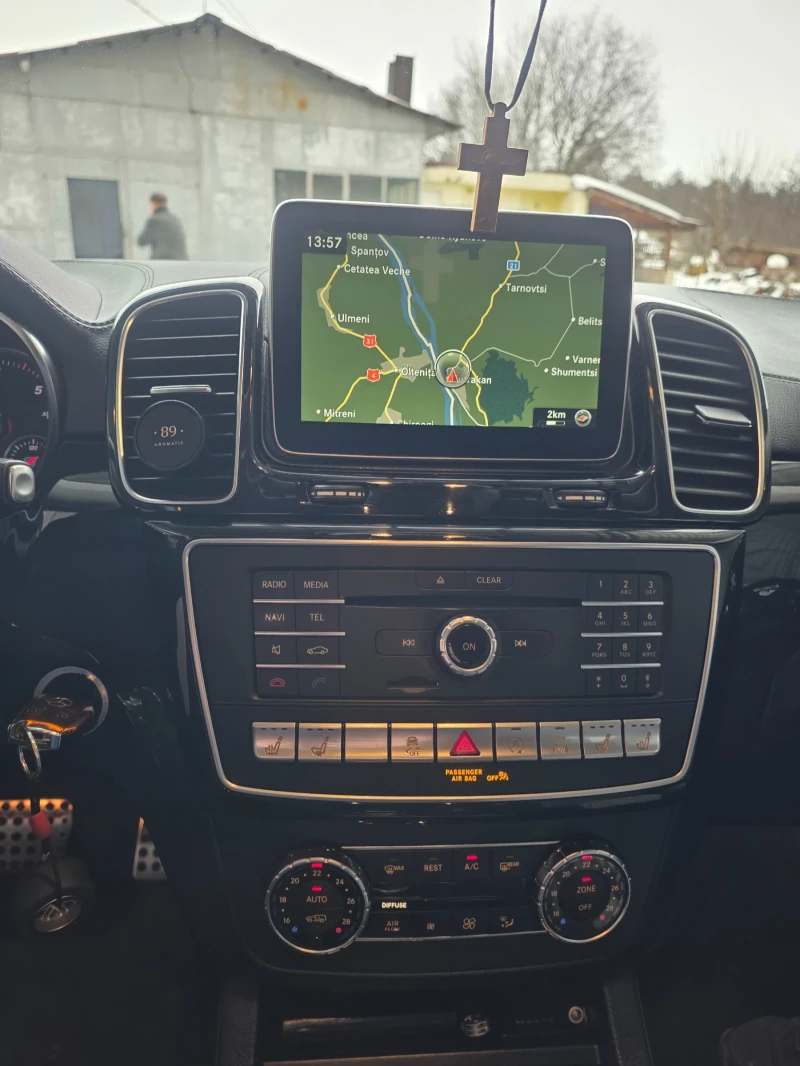 Mercedes-Benz GLE Coupe ПЪЛНА СЕРВИЗНА ИСТОРИЯ | ПЪРВИ СОБСТВЕНИК, снимка 7 - Автомобили и джипове - 53262370