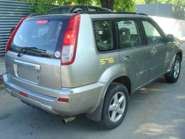 Nissan X-trail 2.0 16V, снимка 4 - Автомобили и джипове - 46834476