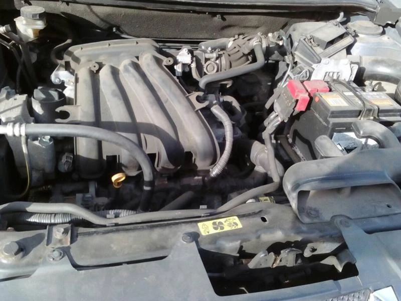 Nissan Qashqai 1.6 - На Части, снимка 5 - Автомобили и джипове - 23285486