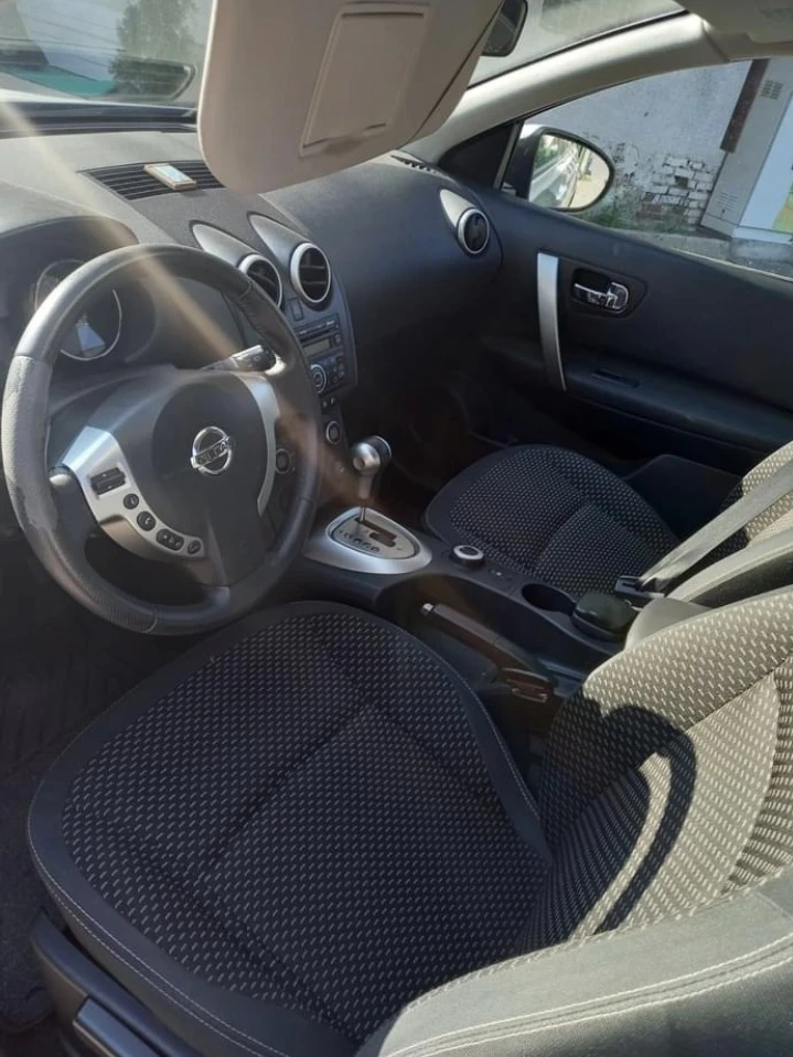 Nissan Qashqai 2DCI 4х4 AUTOMAT 150hp, снимка 8 - Автомобили и джипове - 46949384