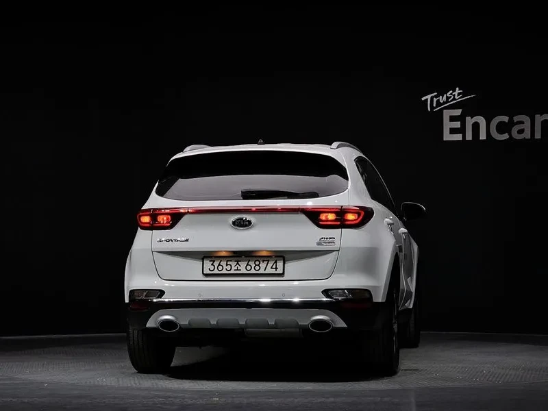 Kia Sportage 2.0 CRDi 4WD, снимка 4 - Автомобили и джипове - 54276733