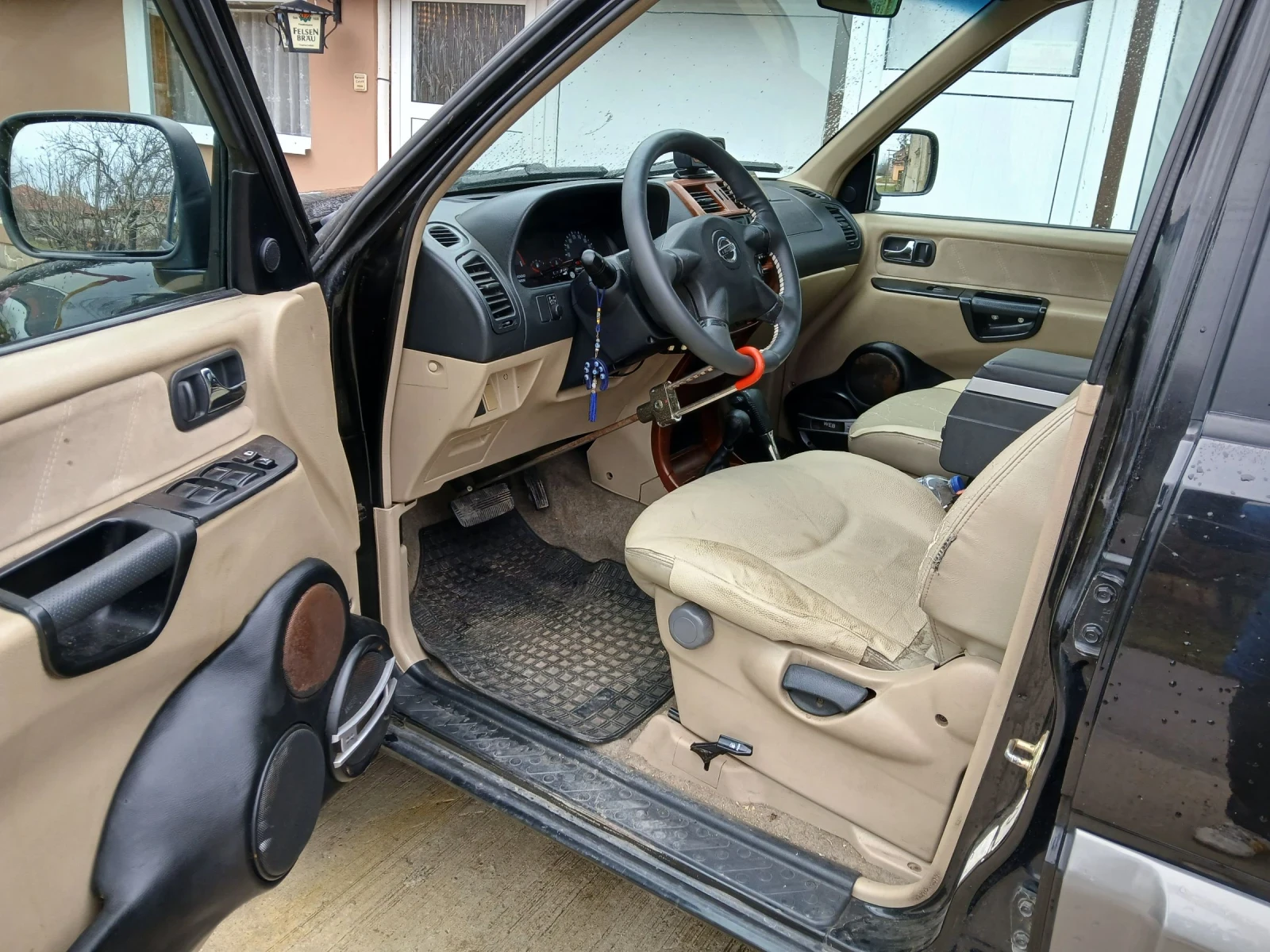 Nissan Terrano  - изображение 8