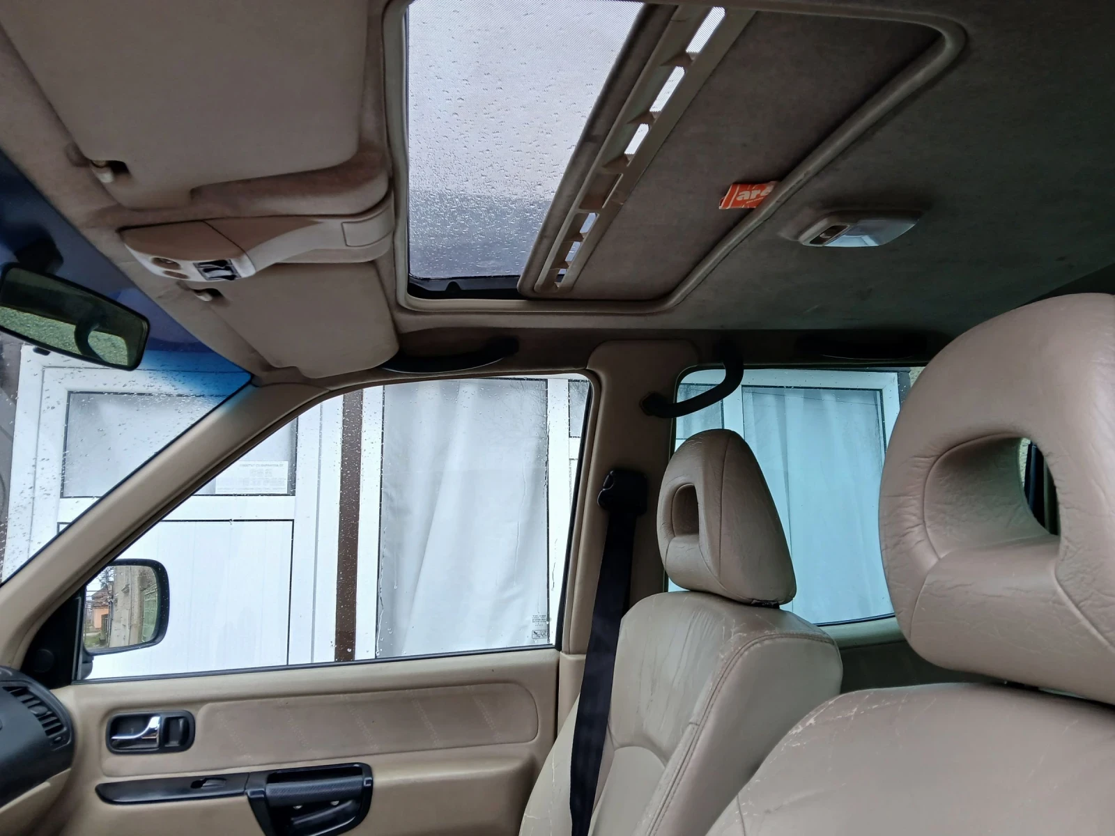 Nissan Terrano  - изображение 9