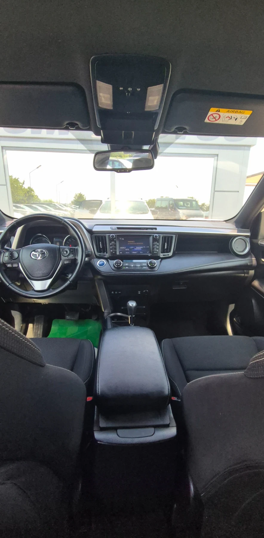 Toyota Rav4 2.5I/HYBRID/28ГАРАНЦИЯ!!!ПЕРФЕКТНА!!! - изображение 8