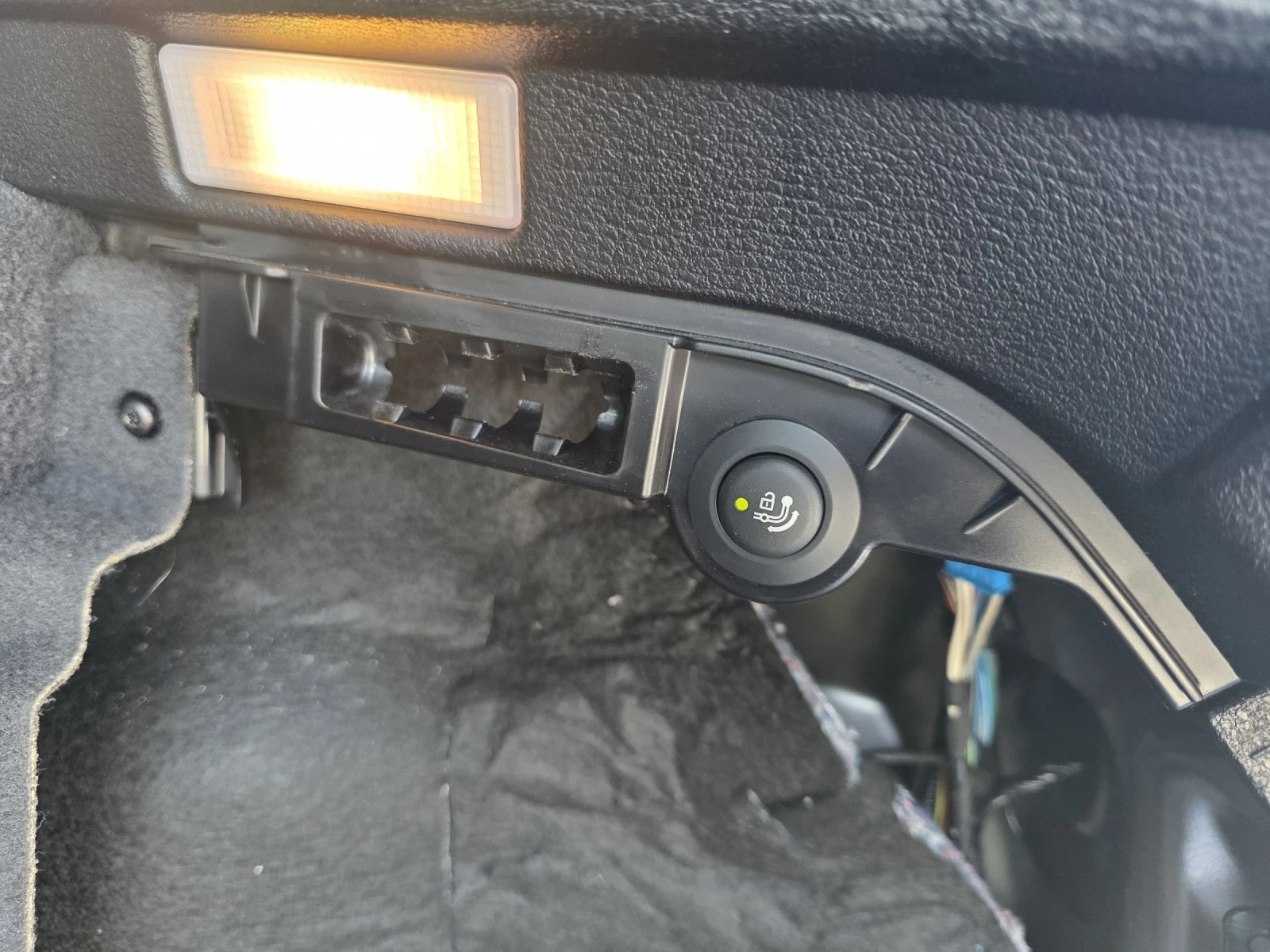 BMW X3 3.5i X-DRIVE M-sport SWISS , снимка 13 - Автомобили и джипове - 54126121