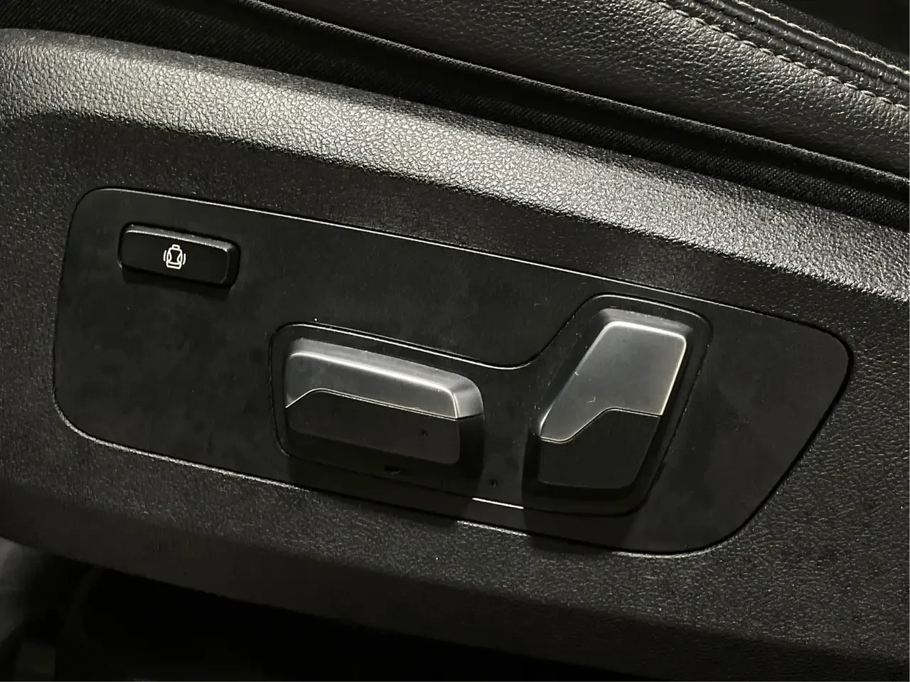 BMW X5 МЪРТВА* ТОЧКА* ПАНОРАМА* КАМЕРА* LANE* ASSIST* , снимка 15 - Автомобили и джипове - 54442783