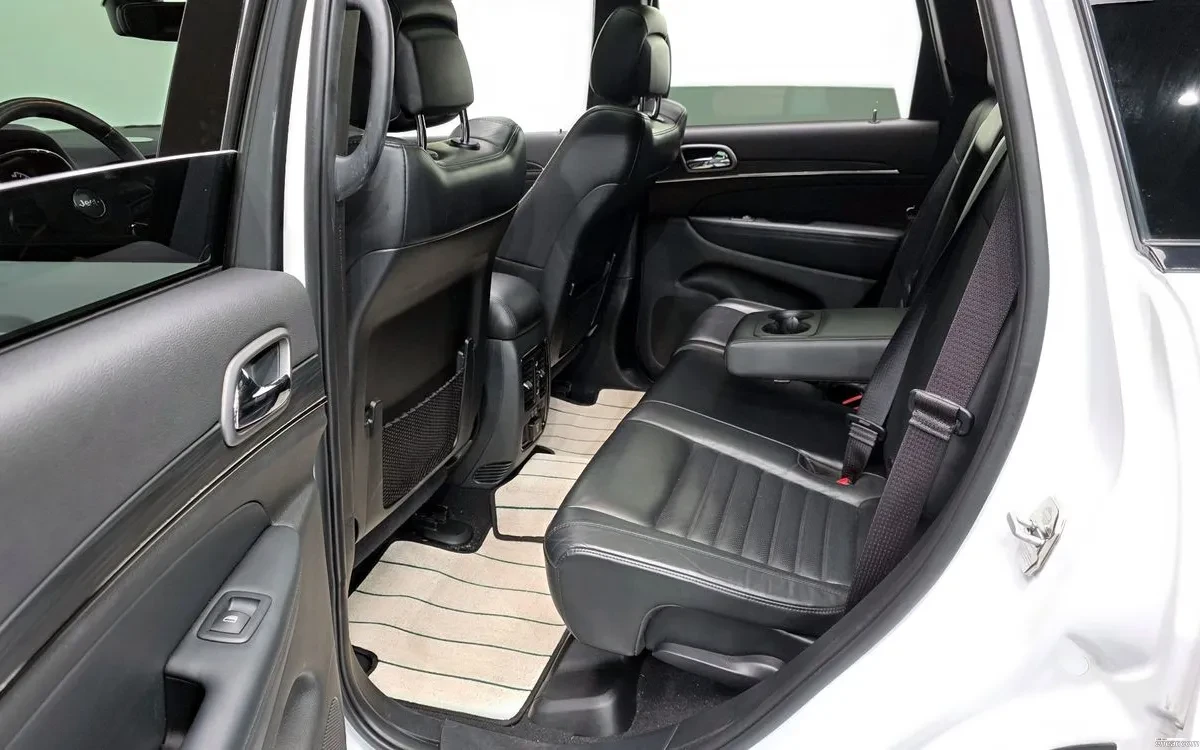Jeep Grand cherokee 3.6 Limited X, снимка 11 - Автомобили и джипове - 54697161
