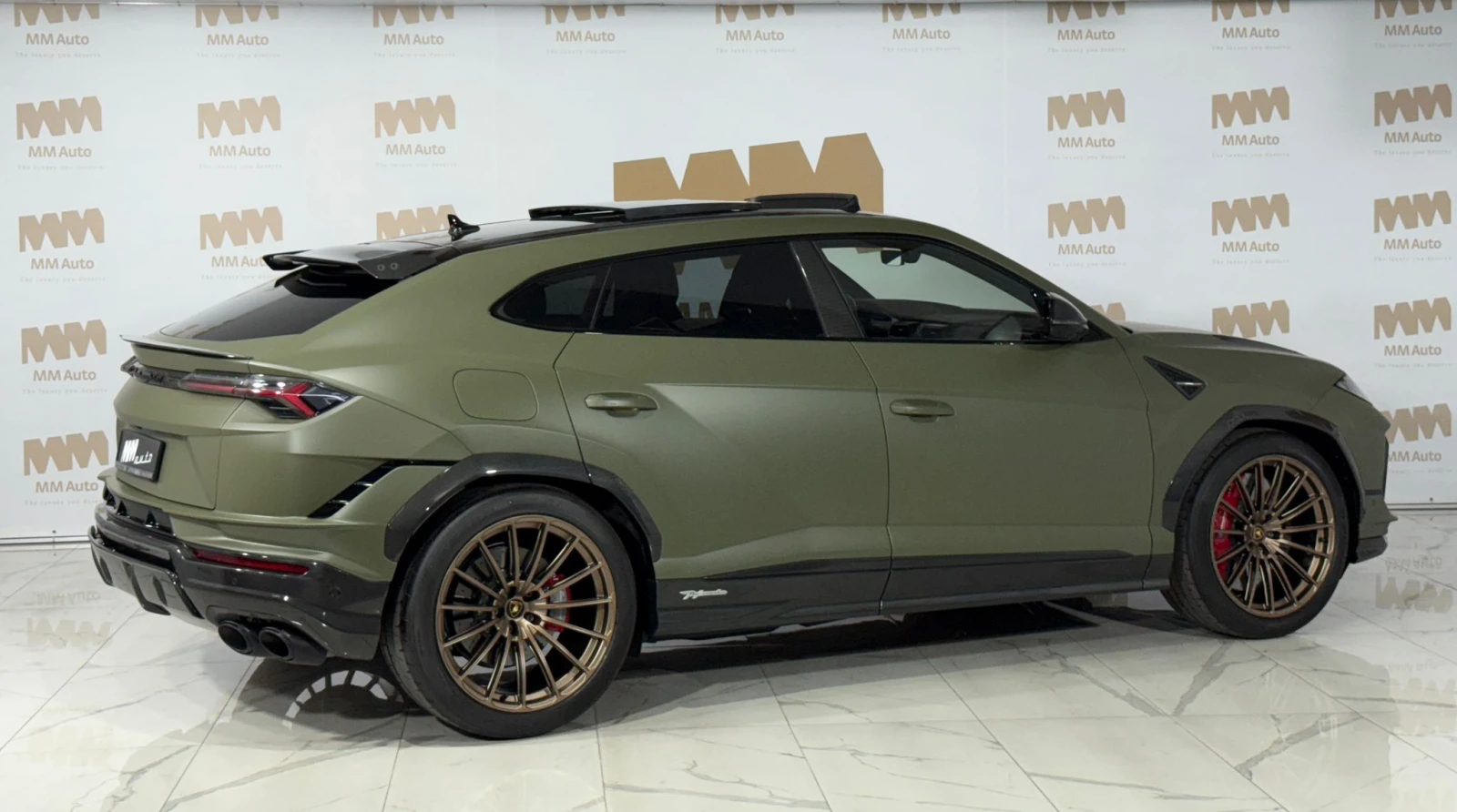 Lamborghini Urus Performante* VerdeTurbine* HuD* Carbon* B&O, снимка 3 - Автомобили и джипове - 55132653
