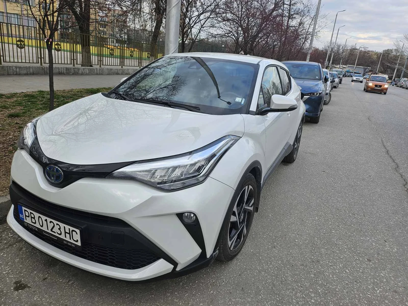 Toyota C-HR, снимка 3 - Автомобили и джипове - 55172188