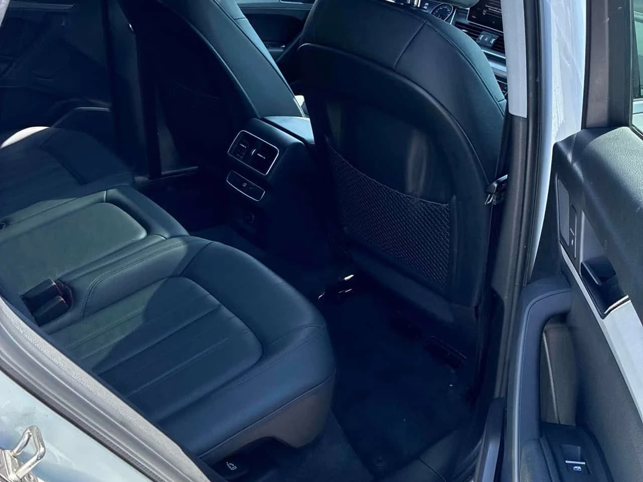 Audi Q5 * Progressiv * CARFAX * ОПЦИЯ ЗА ФИНАНСИРАНЕ , снимка 14 - Автомобили и джипове - 55302752