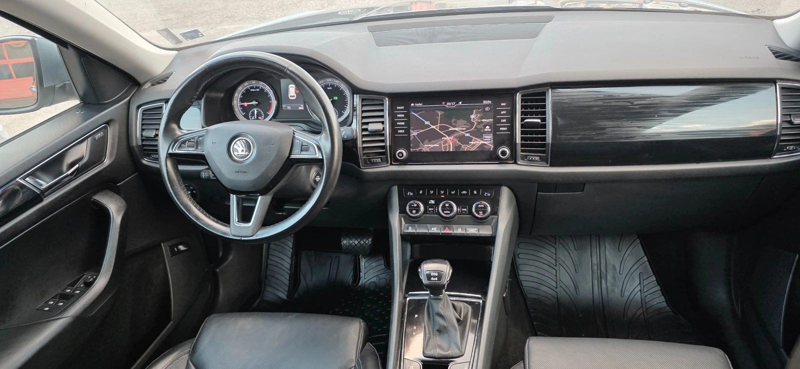 Skoda Kodiaq 2.0-190кс4x4.7м.камера360, снимка 9 - Автомобили и джипове - 55344898