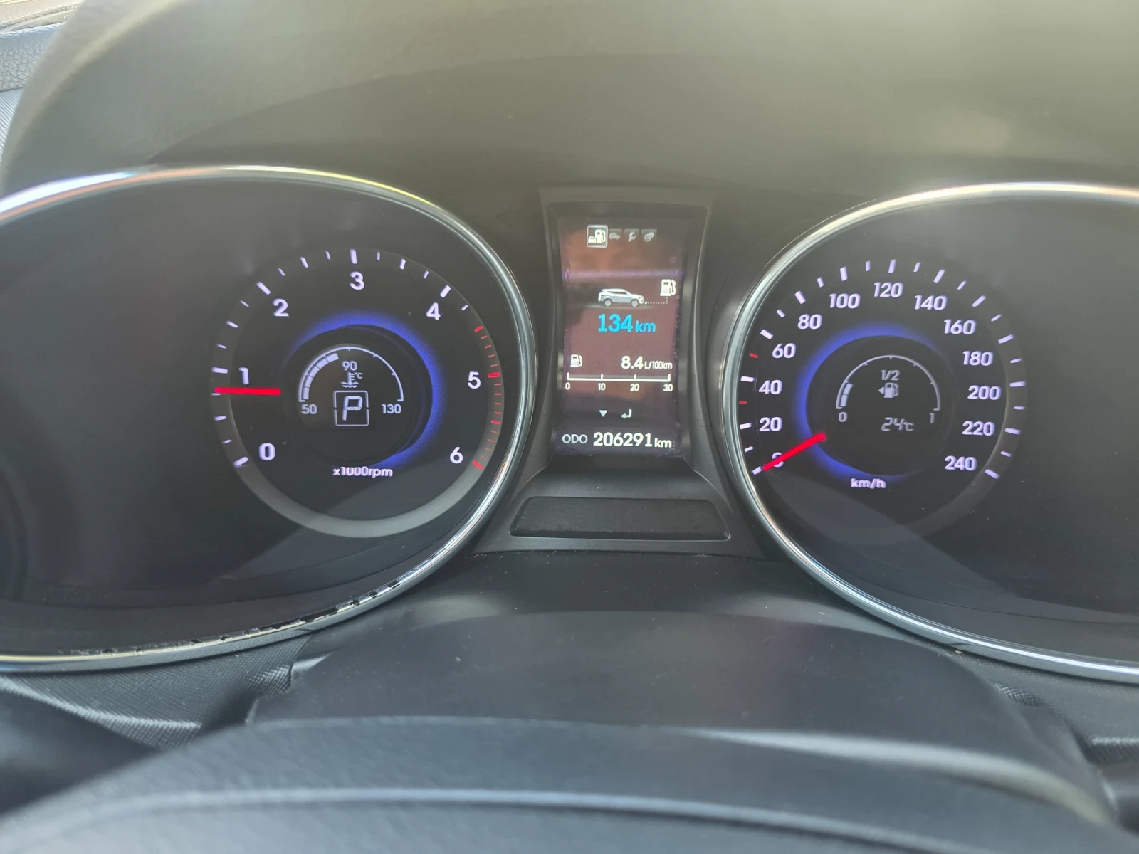 Hyundai Santa fe, снимка 9 - Автомобили и джипове - 55930395