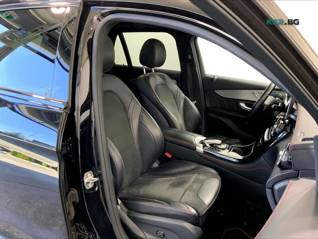 Mercedes-Benz GLC 43 AMG 4MATIC* КОЖА* ПОДГРЕВ* КАМЕРА* ПАНО* , снимка 11 - Автомобили и джипове - 56083489