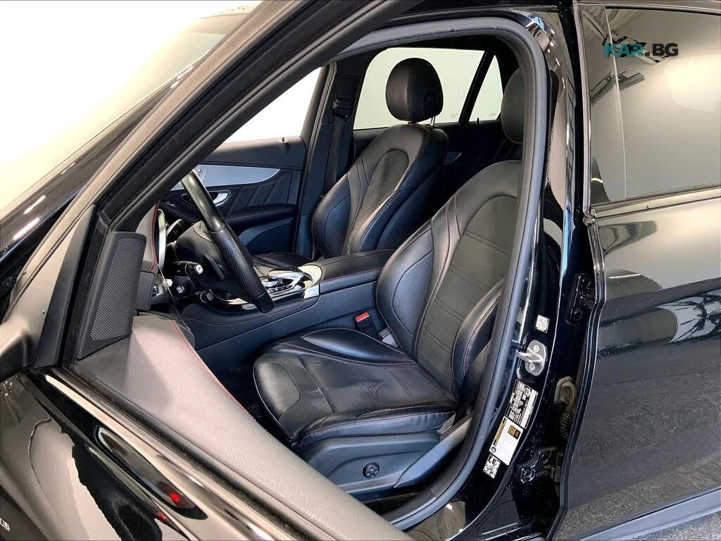 Mercedes-Benz GLC 43 AMG 4MATIC* КОЖА* ПОДГРЕВ* КАМЕРА* ПАНО* , снимка 8 - Автомобили и джипове - 56083489