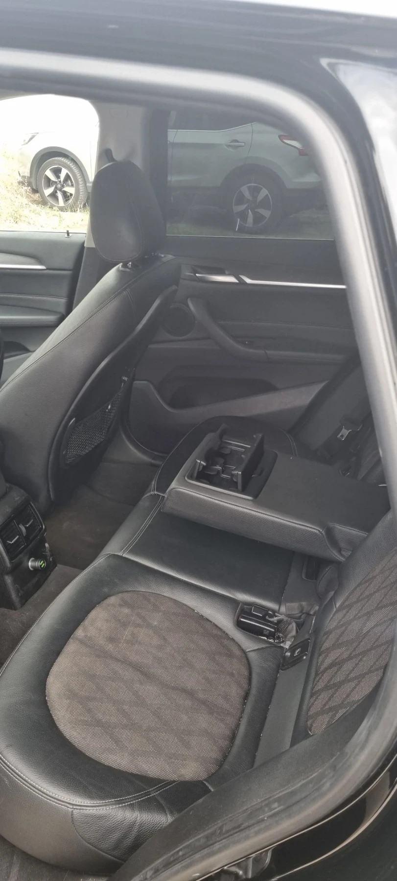 BMW X1, снимка 7 - Автомобили и джипове - 56172562