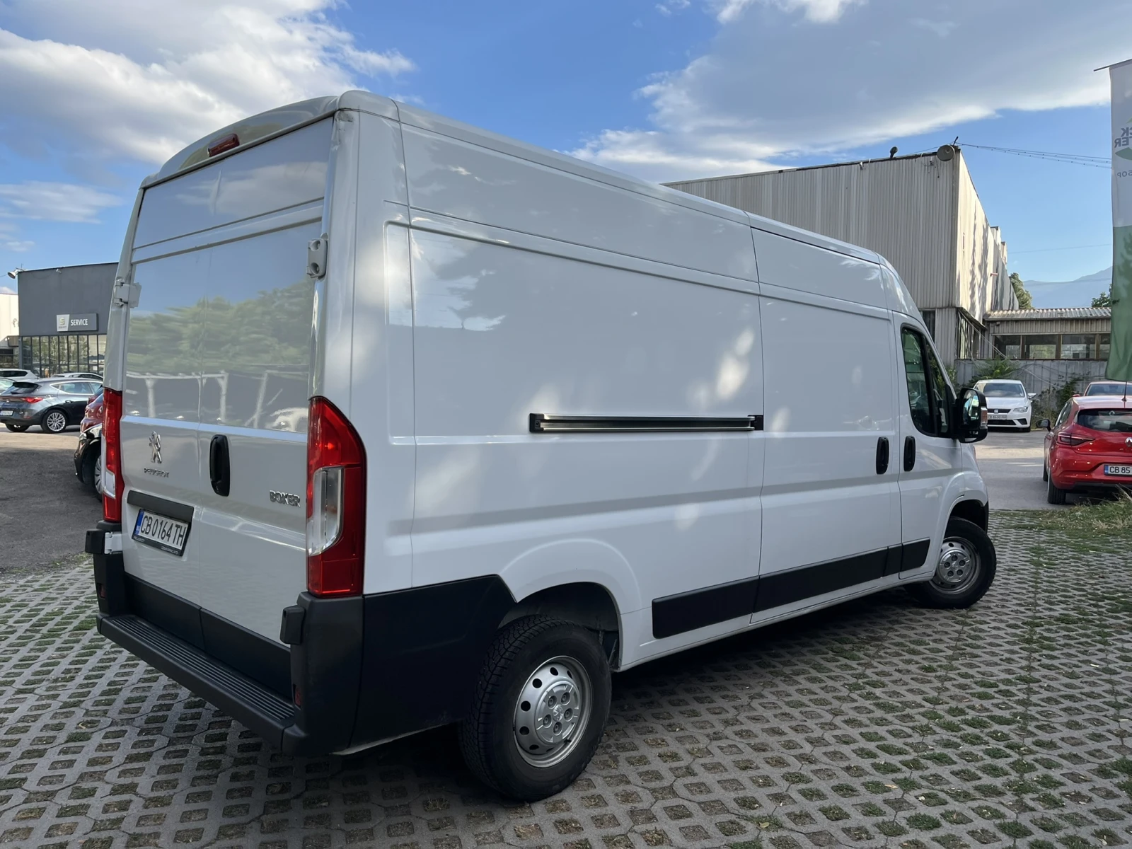 Peugeot Boxer 2.2 HDI L3H2 3+ 1 С ДДС! - изображение 4