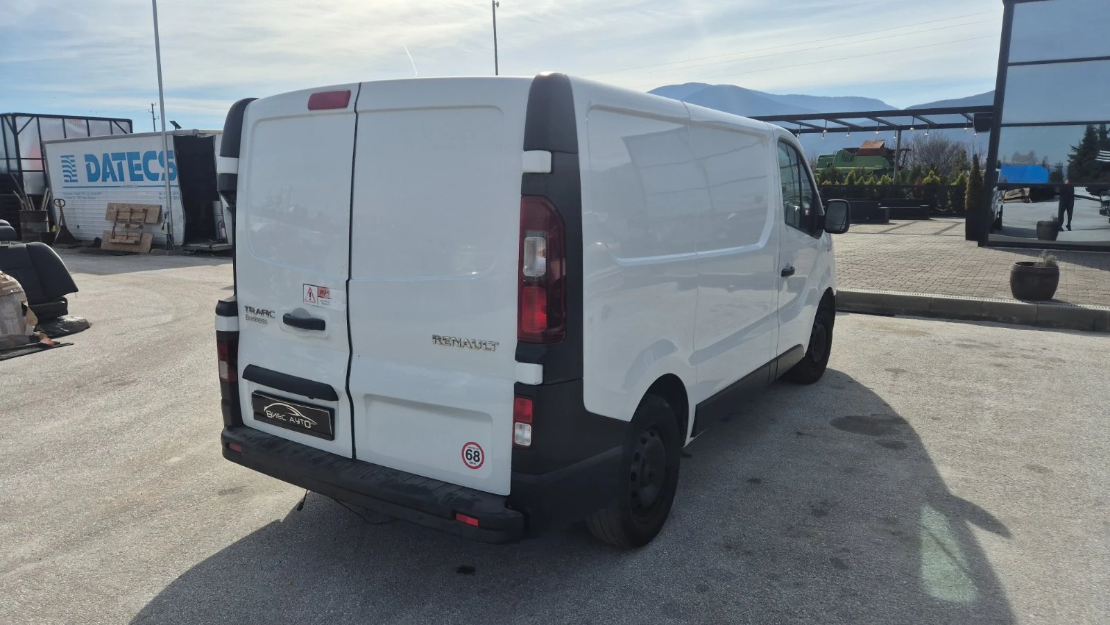 Renault Trafic BI TURBO EURO 6 - изображение 6