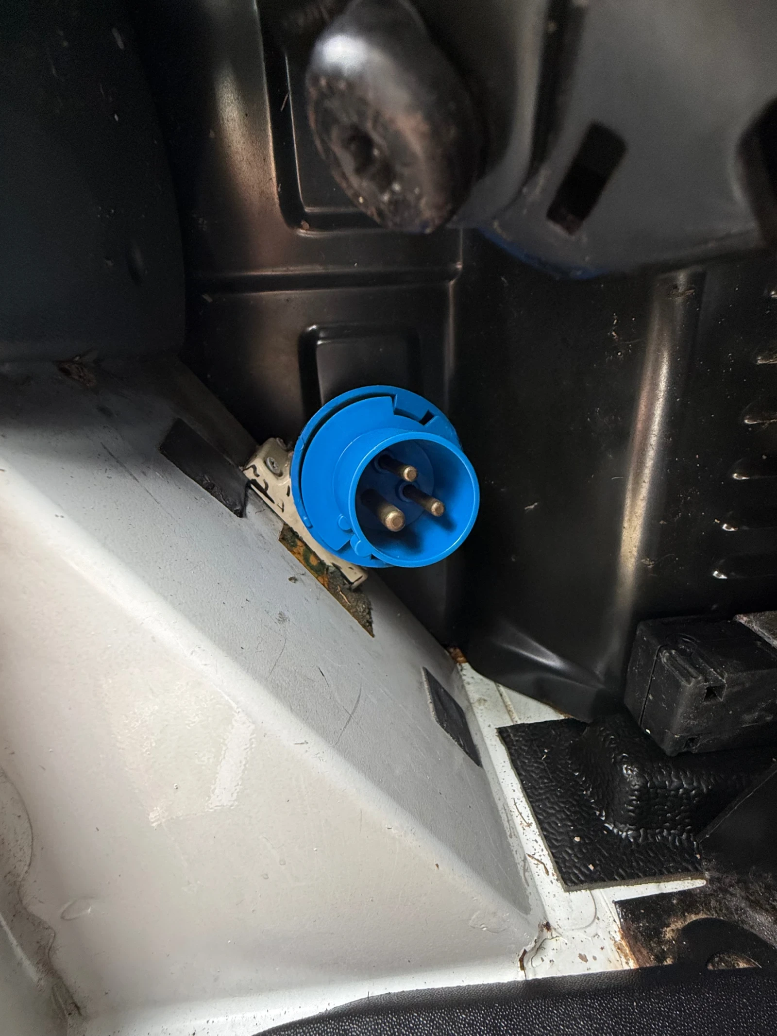 Ford Transit 2.2D ХЛАДИЛЕН МИНУСОВ, снимка 12 - Бусове и автобуси - 54190004