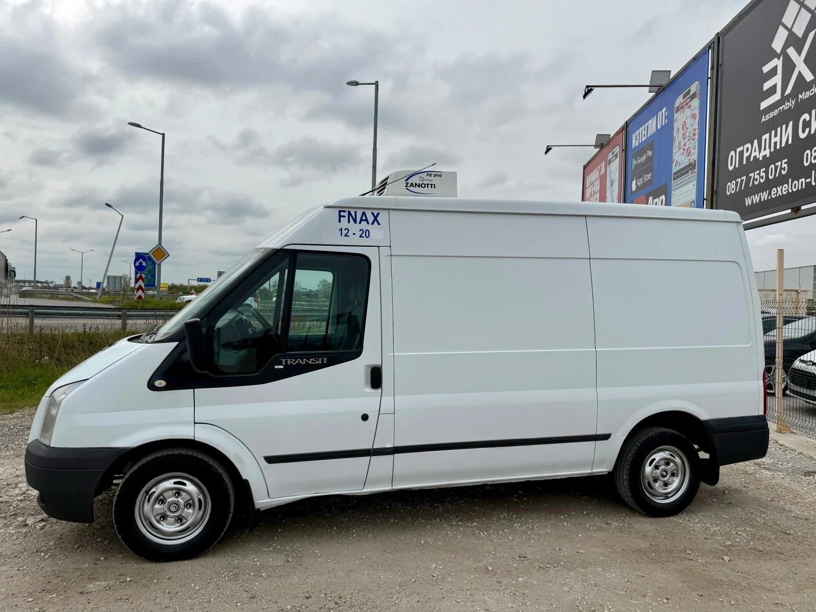 Ford Transit 2.2D ХЛАДИЛЕН МИНУСОВ, снимка 4 - Бусове и автобуси - 54190004