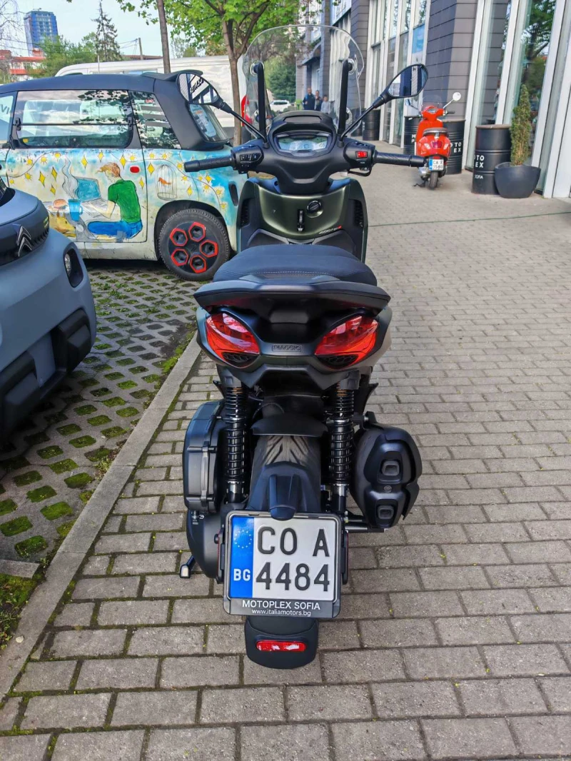 Piaggio Beverly 400, снимка 11 - Мотоциклети и мототехника - 52290572