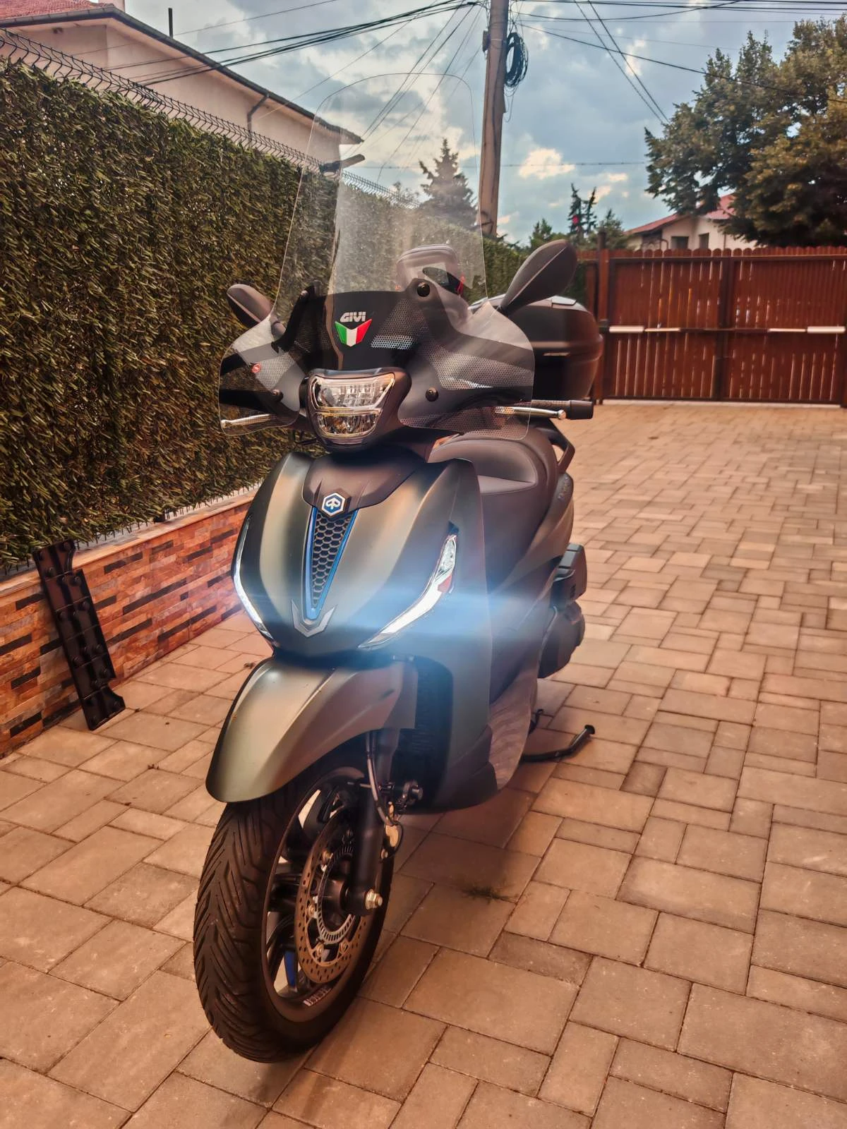 Piaggio Beverly 400 - изображение 6