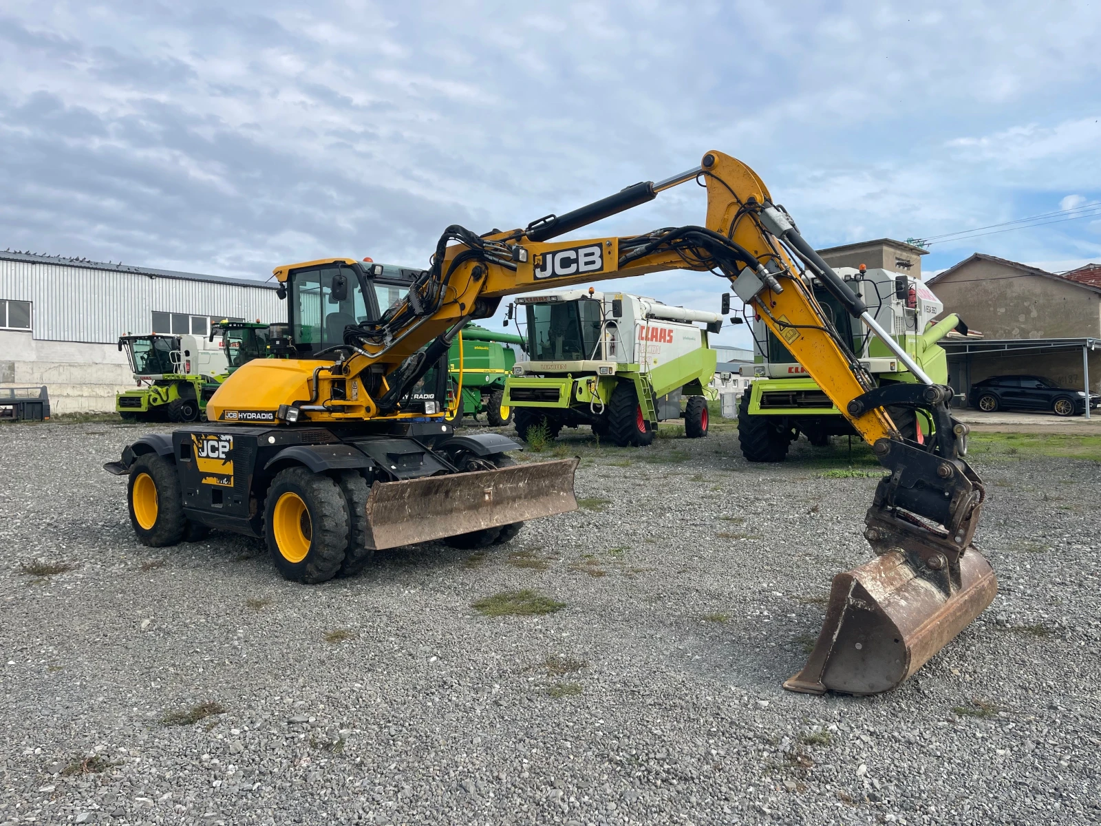  JCB 110 W  8   | Mobile.bg   1