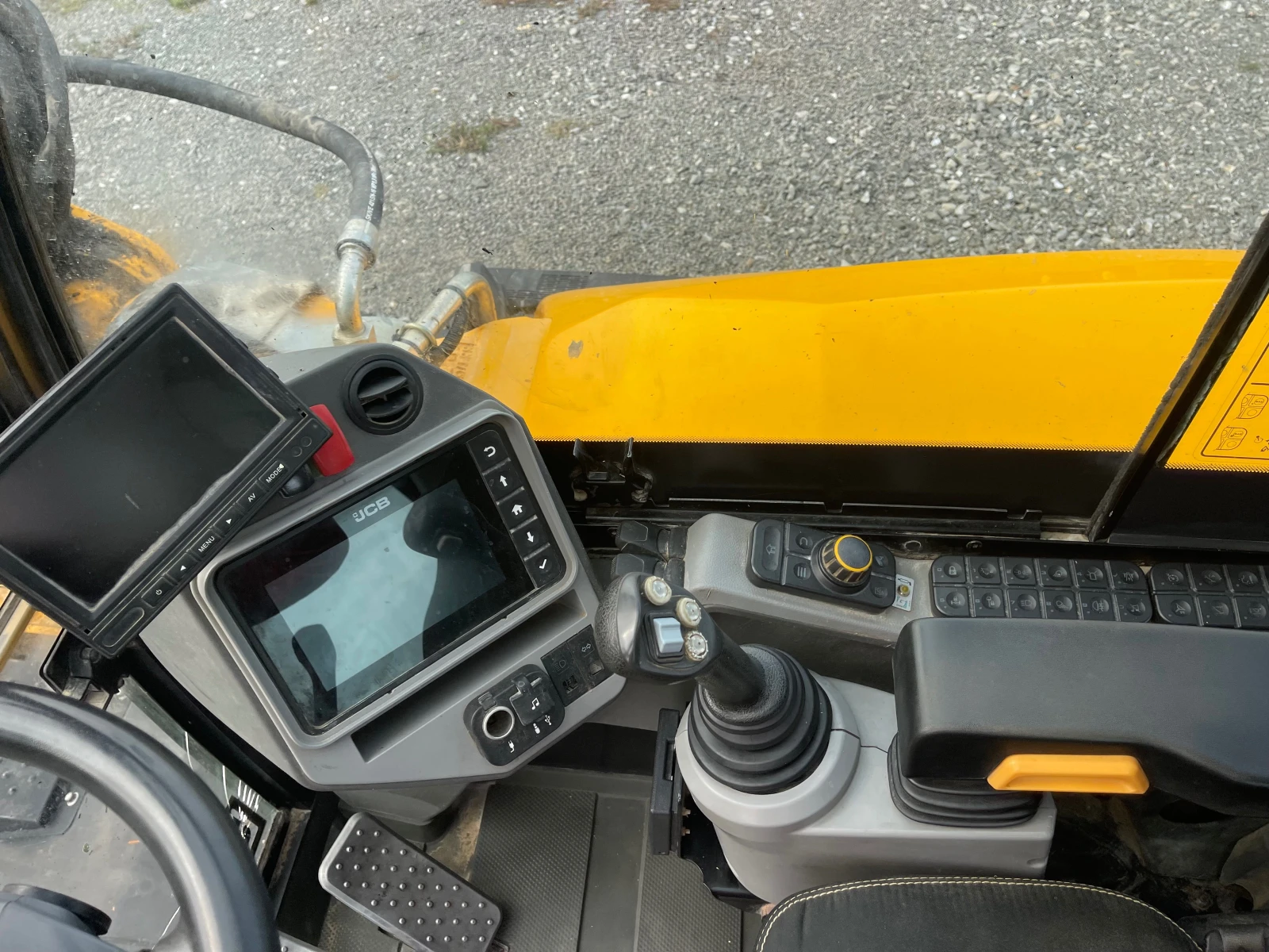  JCB 110 W  8   | Mobile.bg   14