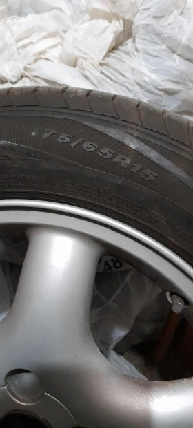 Гуми с джанти Riken 175/65R15, снимка 6 - Гуми и джанти - 49346705