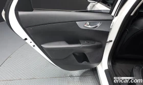 Kia K3 1.6 Trendy, снимка 15