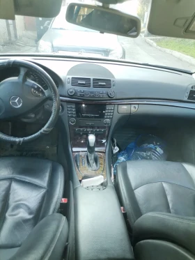 Mercedes-Benz E 220 Комби, снимка 4