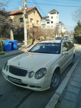 Mercedes-Benz E 220 Комби, снимка 2