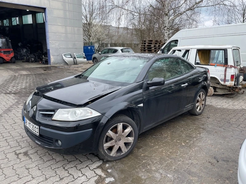 Renault Megane 131kc 1.9DCI, снимка 2 - Автомобили и джипове - 40315896