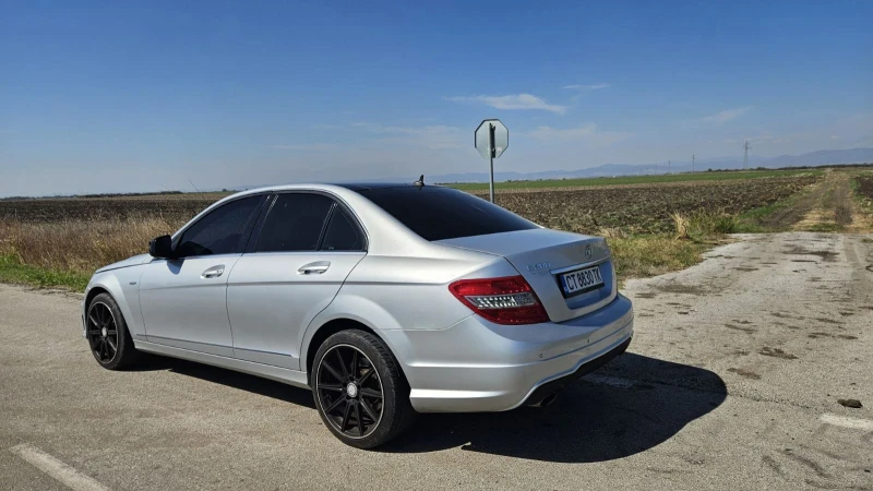 Mercedes-Benz C 200 Kompressor, снимка 4 - Автомобили и джипове - 47356624