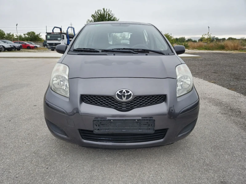 Toyota Yaris Нов внос/Facelift/6-скорости, снимка 2 - Автомобили и джипове - 47562772